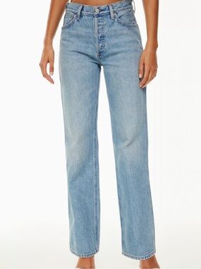 Aritzia Denim Forum 90s Boy Loose Jean Mid Rise Light Wash Size 27